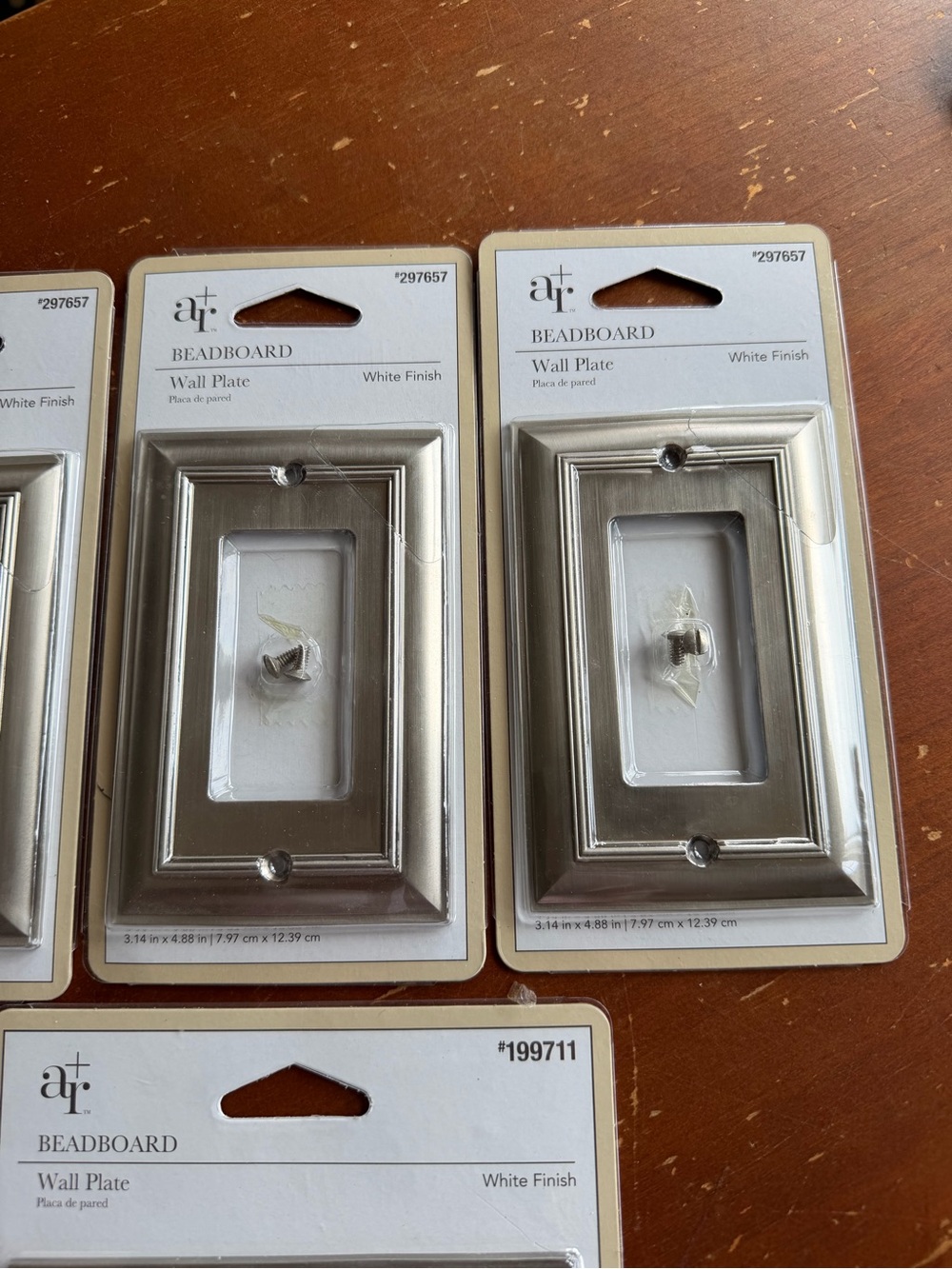 Allen & Roth Architectural Silver Finish Rectangular Wall Plate - White/Silver